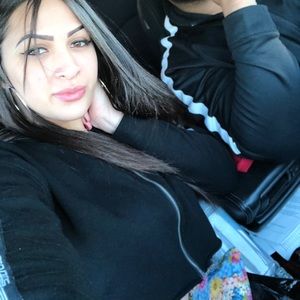 Meet your Posher, Lorena